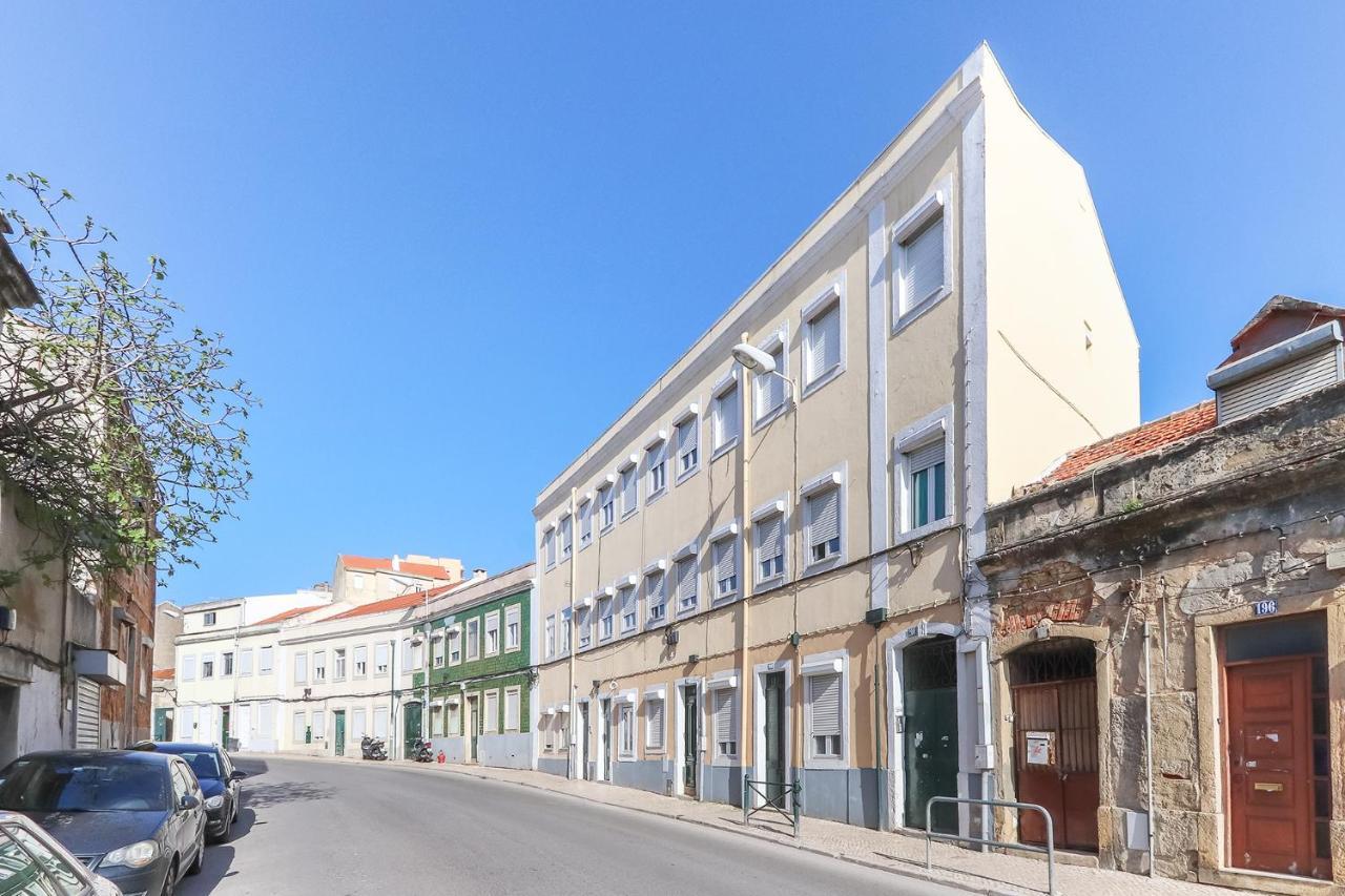 Vita Portucale ! Stylish Apartment Campo Ourique Lisabona Exterior foto
