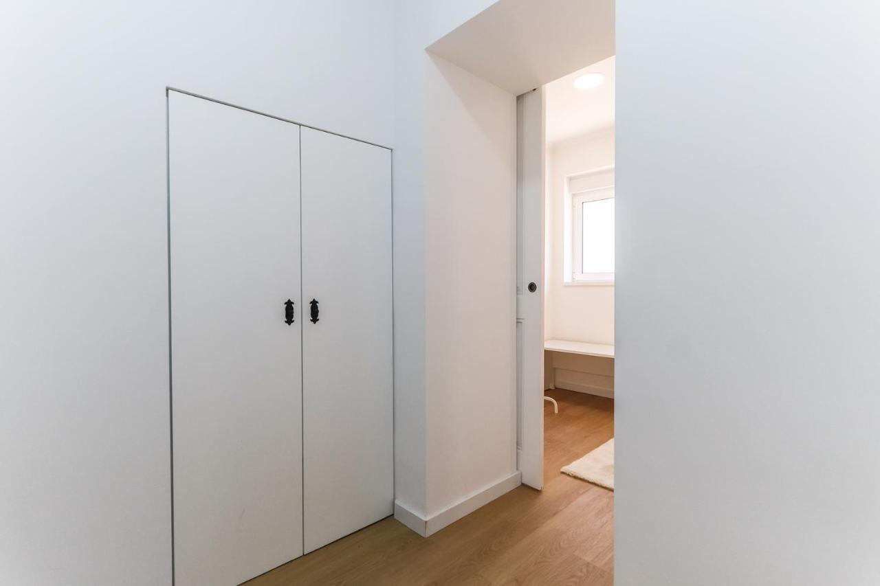 Vita Portucale ! Stylish Apartment Campo Ourique Lisabona Exterior foto
