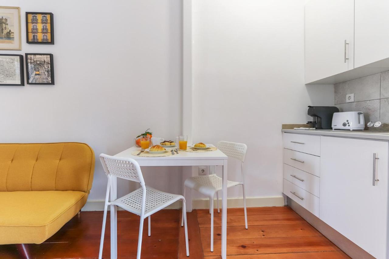 Vita Portucale ! Stylish Apartment Campo Ourique Lisabona Exterior foto