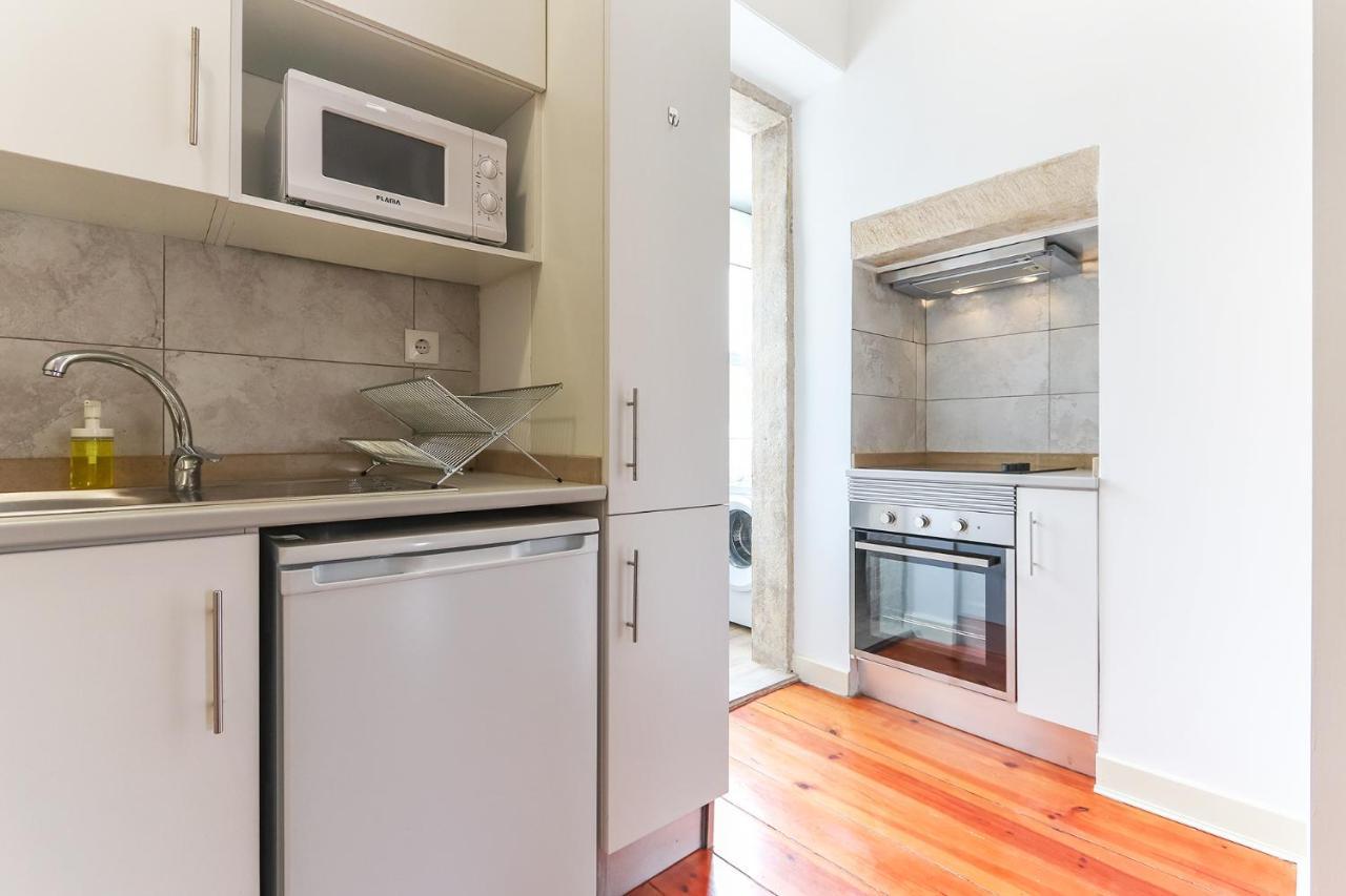Vita Portucale ! Stylish Apartment Campo Ourique Lisabona Exterior foto