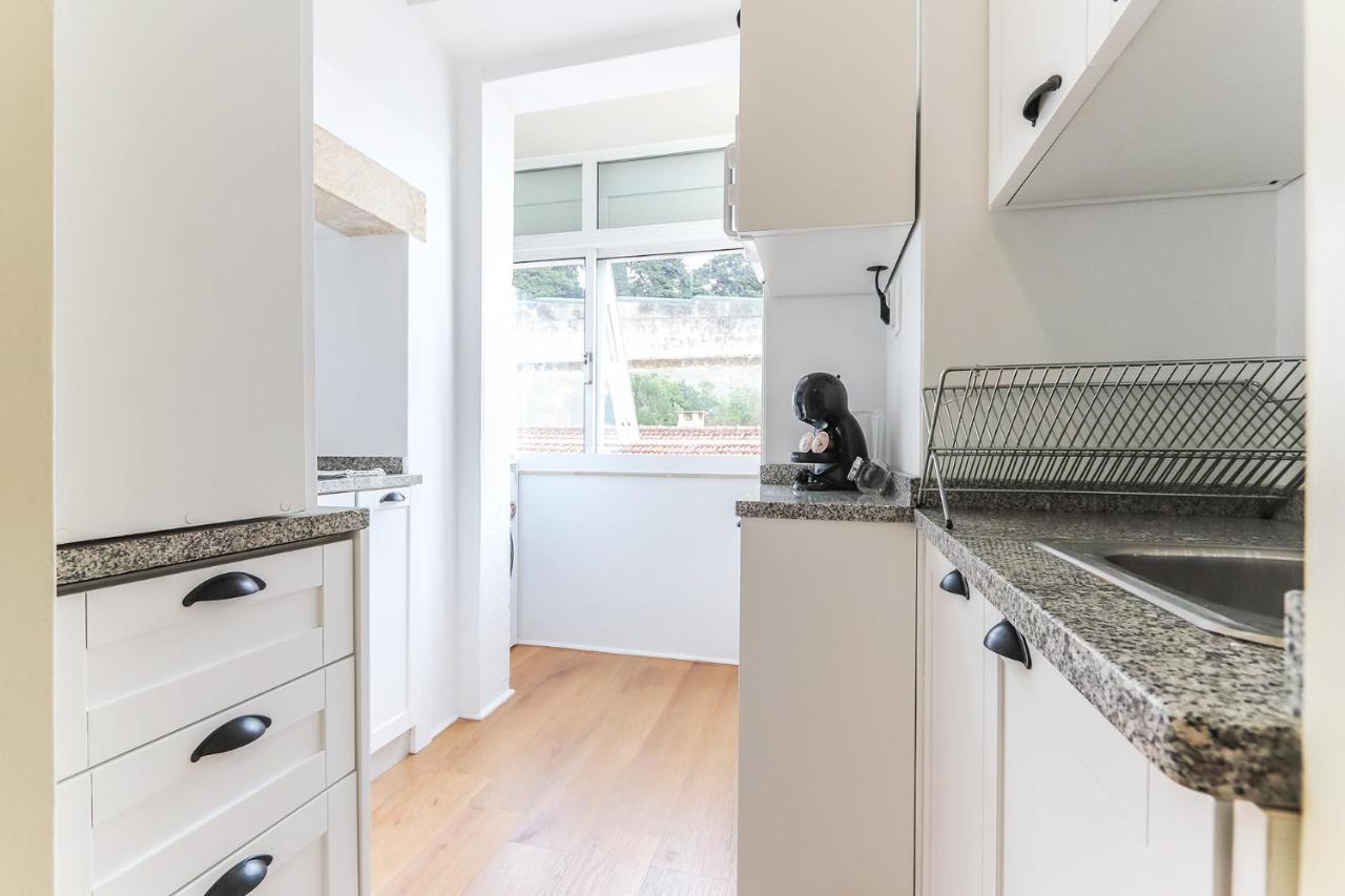 Vita Portucale ! Stylish Apartment Campo Ourique Lisabona Exterior foto