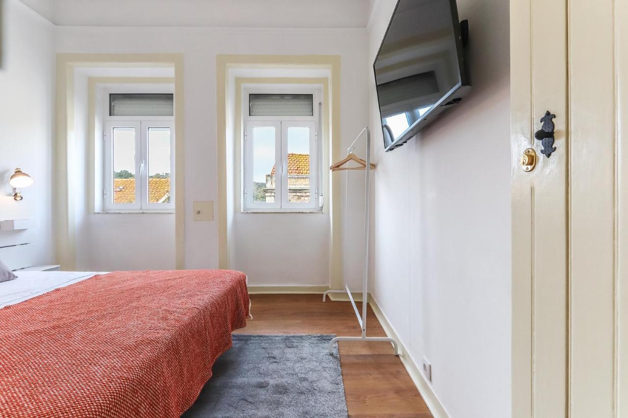 Vita Portucale ! Stylish Apartment Campo Ourique Lisabona Exterior foto